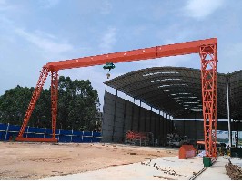 Hoist gantry crane